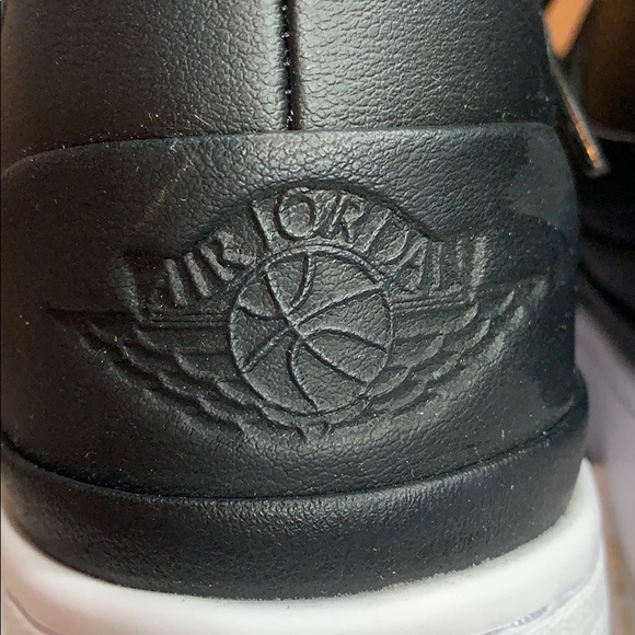 • Air Jordan 1 Jester XX Low Laced Womens Black/wh - Picture 11 of 16